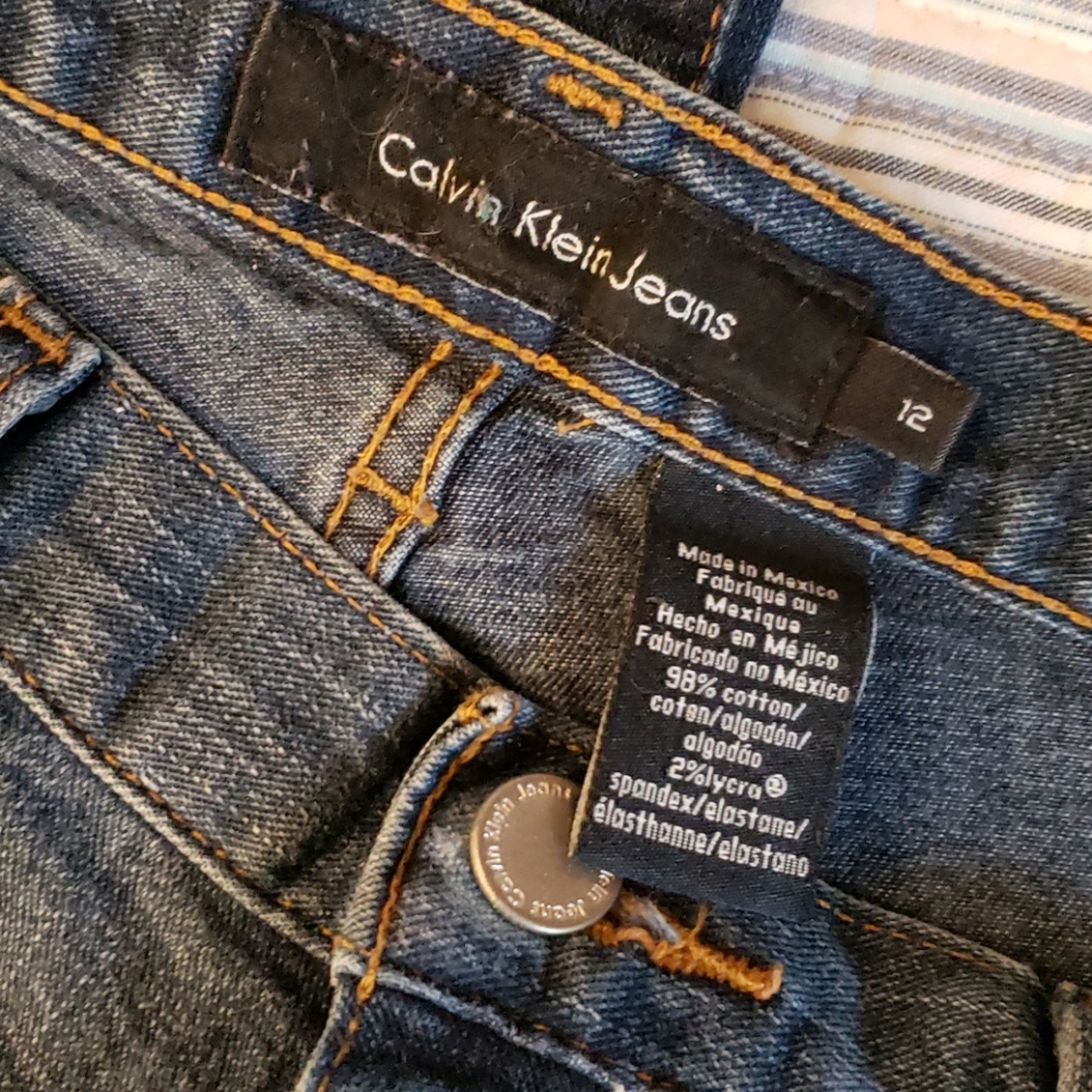 Calvin Klein jeans, dark, bootcut, regular fit distressed cuff & pockets - Picture 3 of 9